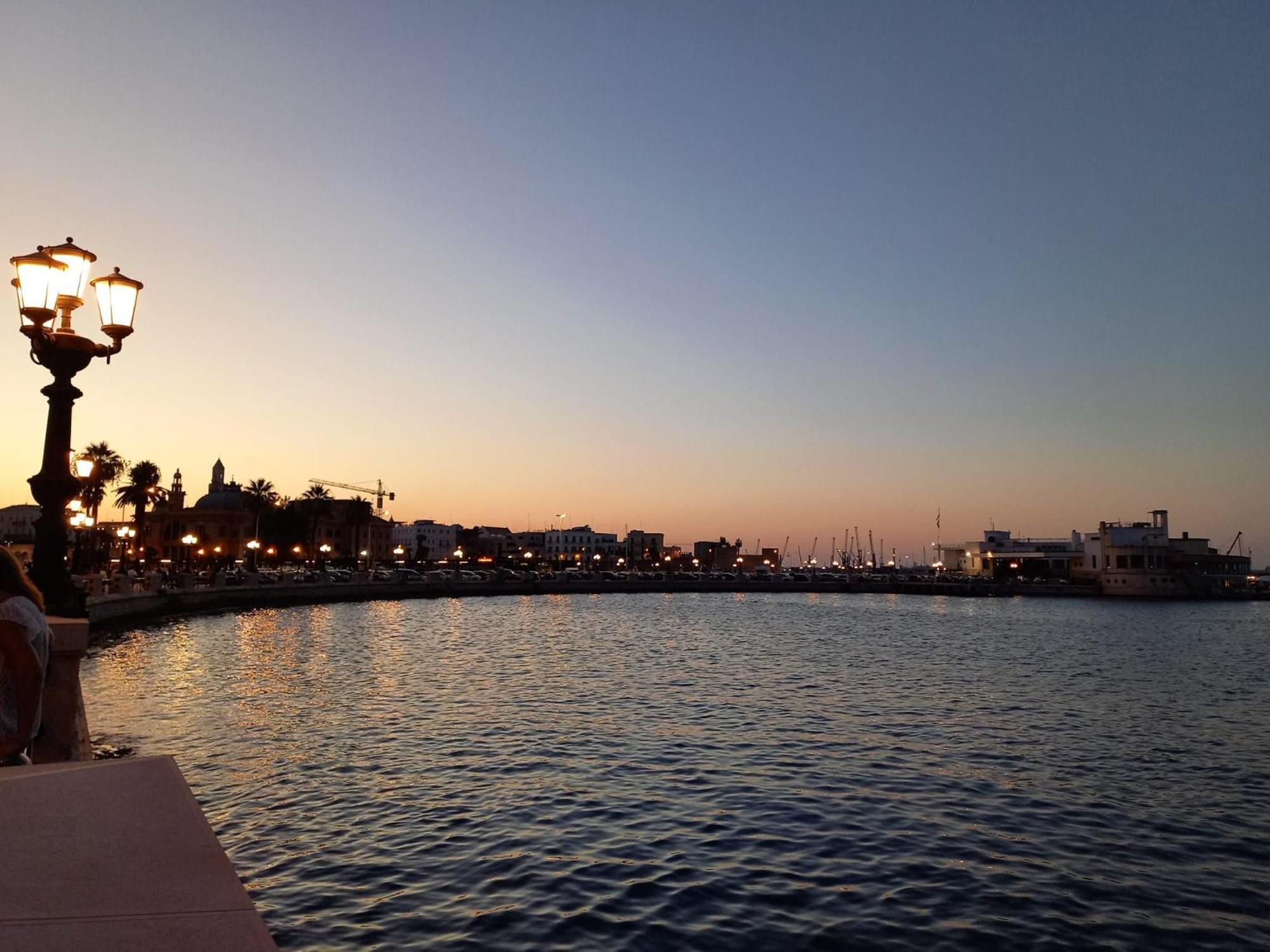 Sole Amare Guest House Bari Exterior foto